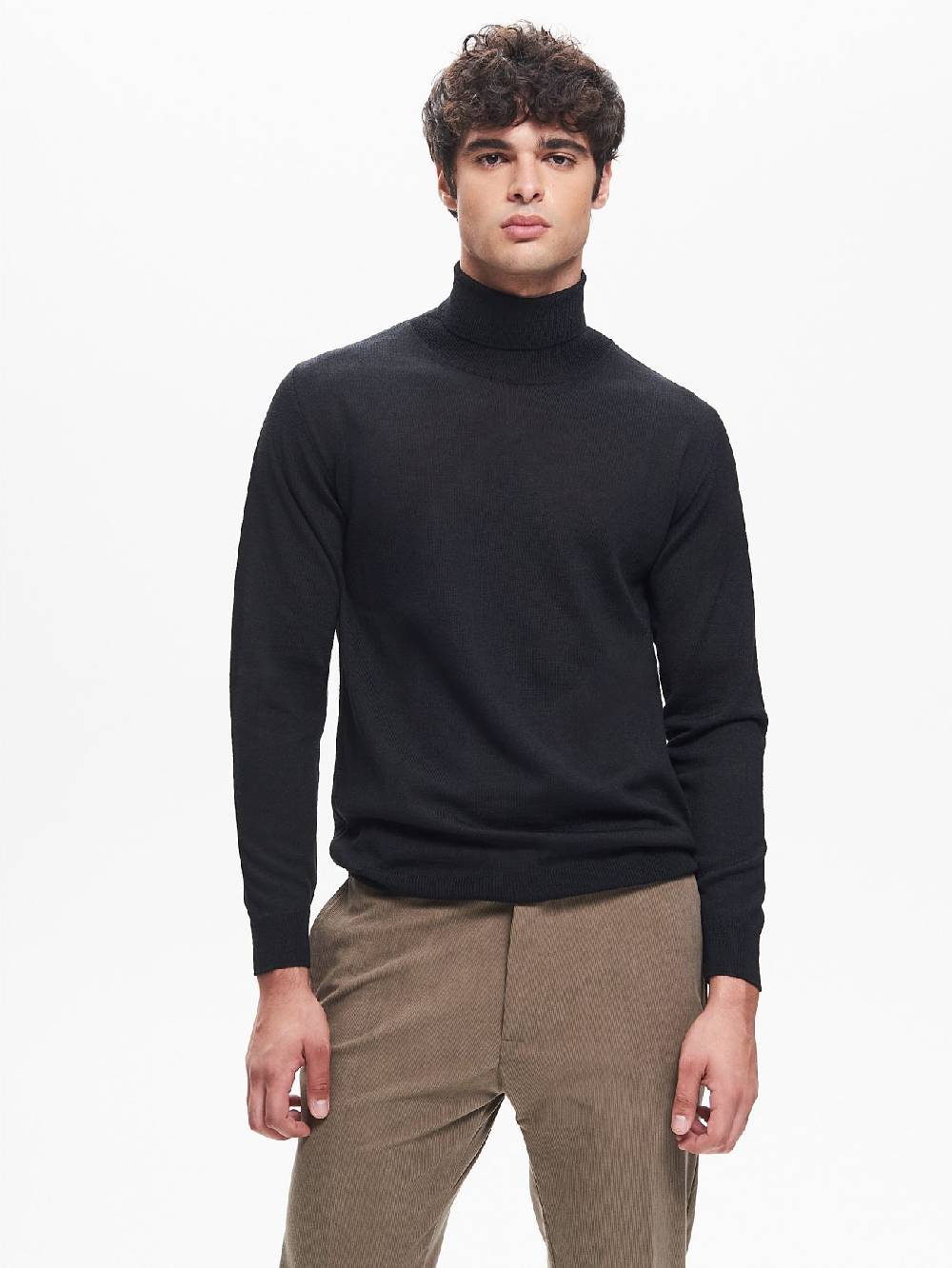 Rinascimento Maglia Dolcevita Uomo Basic Nero QB24