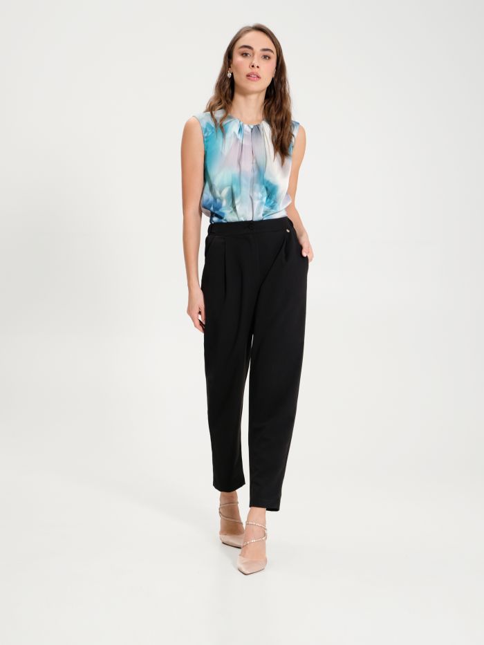 Rinascimento Pantaloni Carota con Punto Smock