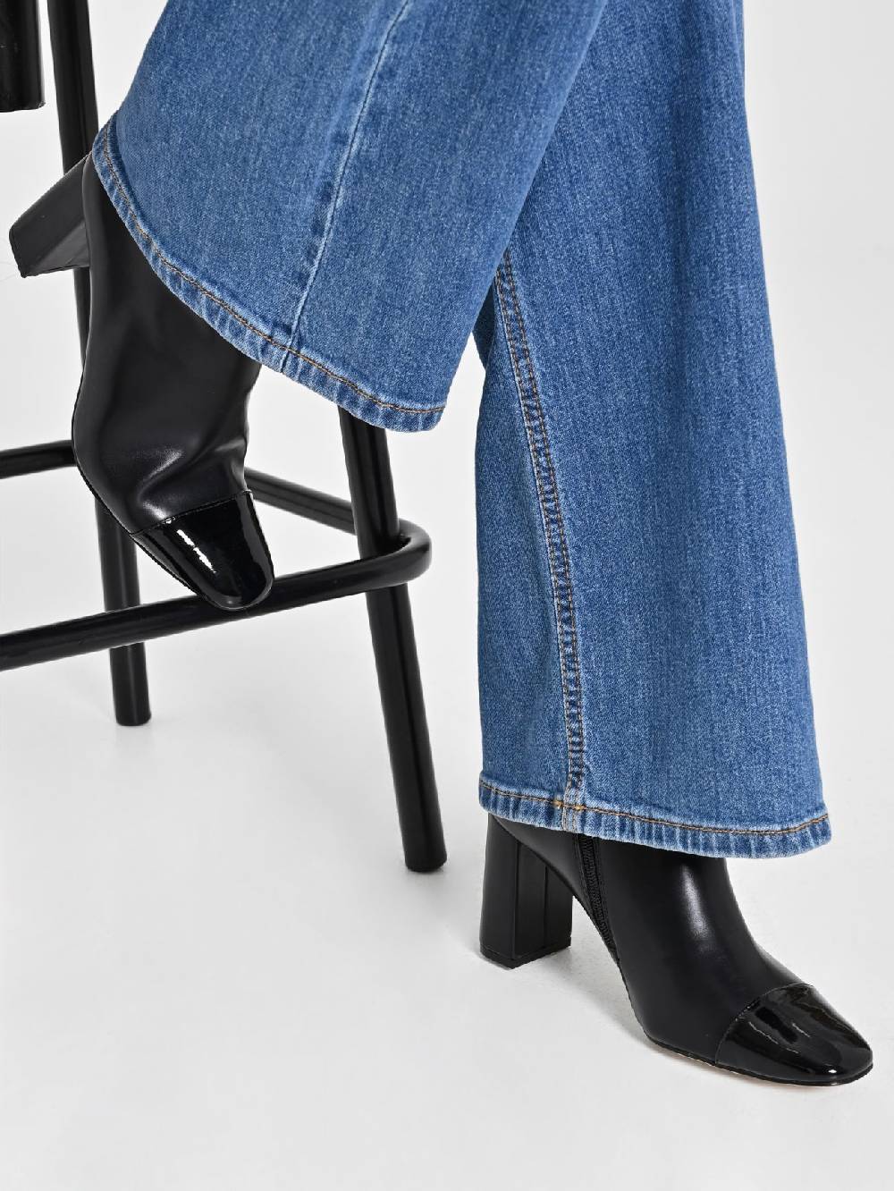 Rinascimento Tronchetti con Punta in Vernice