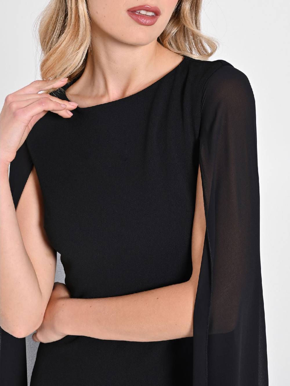 Rinascimento Tubino Con Mantella E Colletto