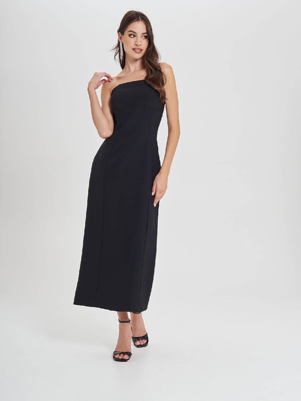 Rinascimento Tubino Nero in Cadi Operato