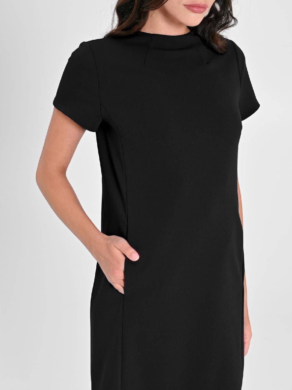 Rinascimento Tubino Nero Manica Corta