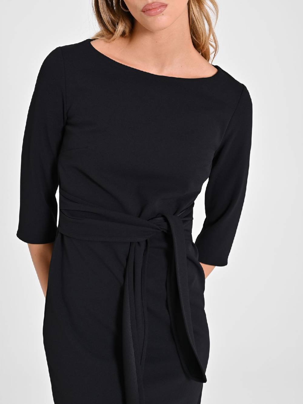 Rinascimento Tubino Nero Nastri