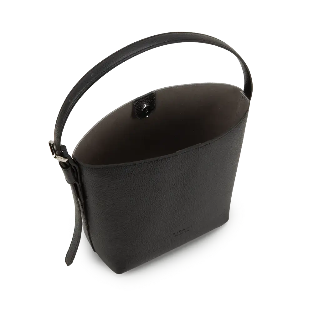 Ripani Jennifer Borsa A Secchiello S