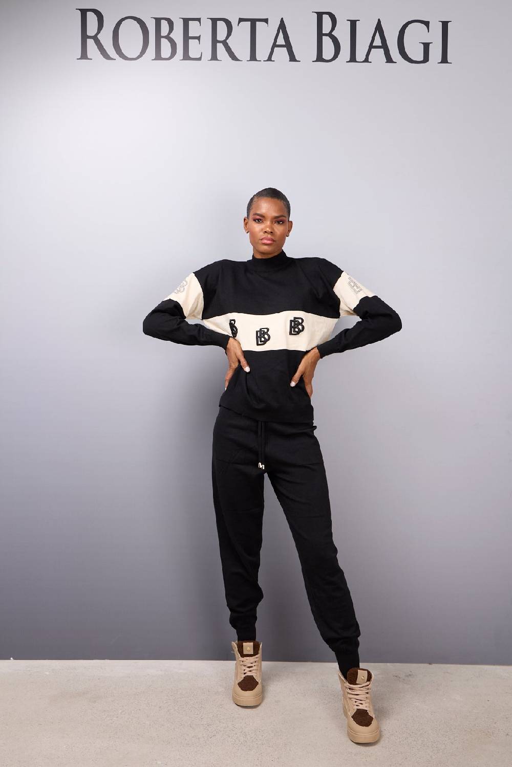 Roberta Biagi COM0594