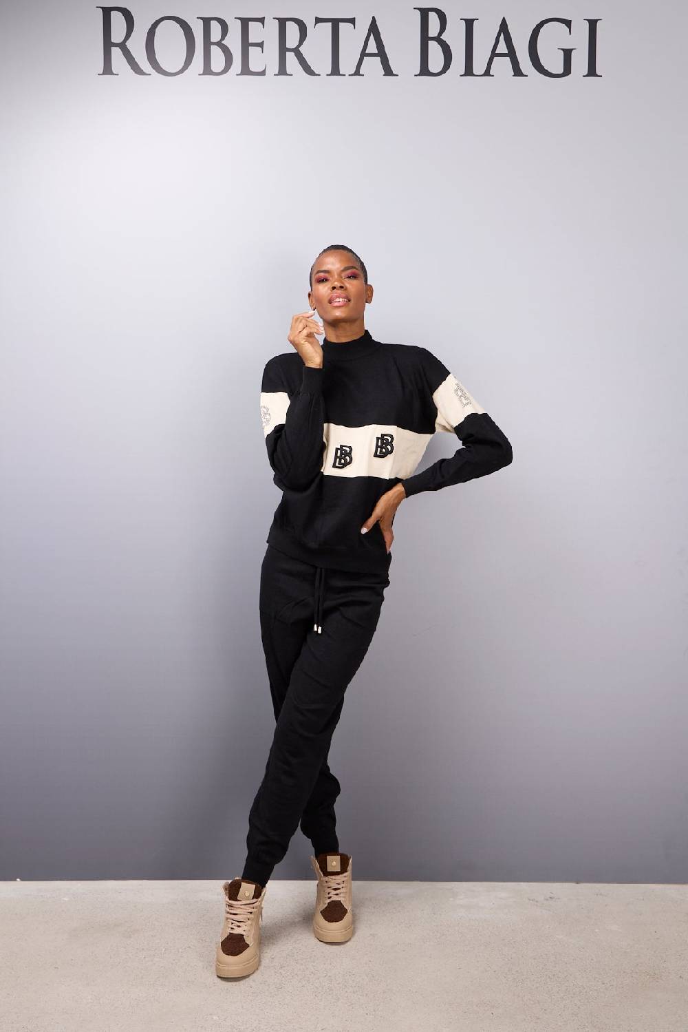 Roberta Biagi COM0594