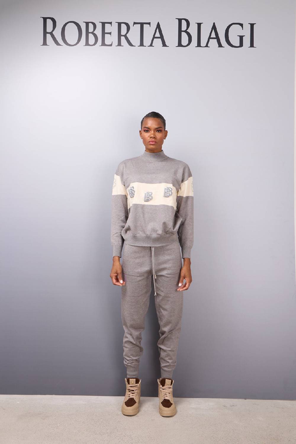 Roberta Biagi COM0594