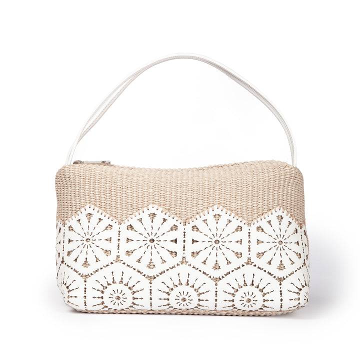 Roberta Gandolfi Giulia baguette in rafia e pelle il pannello tagliato al laser è interamente cucito a mano