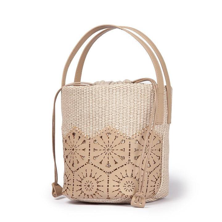 Roberta Gandolfi Giulia Bucket In Rafia E Pelle Il Pannello Tagliato Al Laser è Interamente Cucito A Mano Con Tracolla Staccabile
