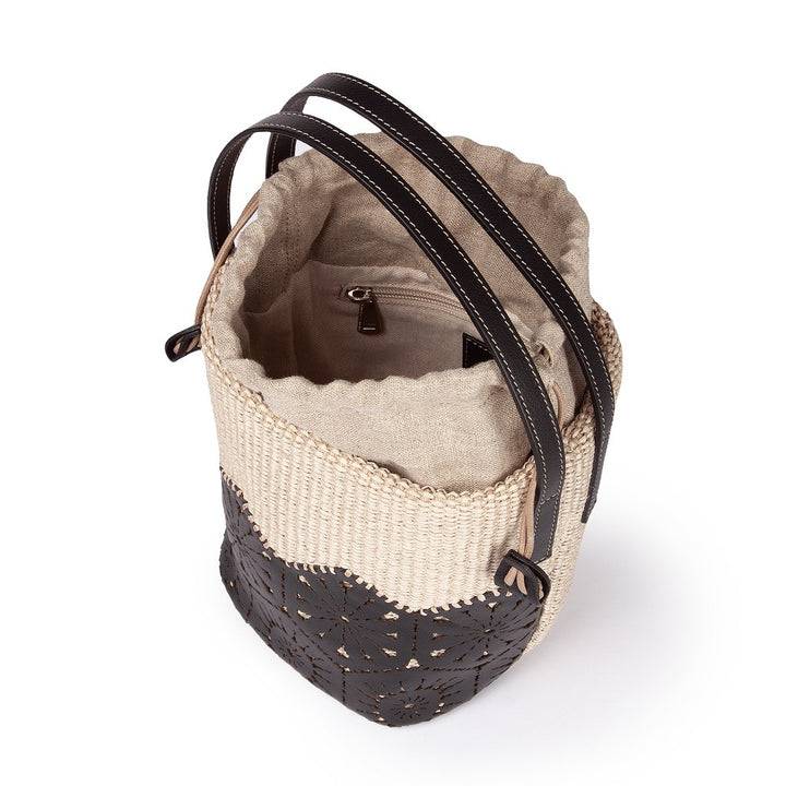 Roberta Gandolfi Giulia Bucket In Rafia E Pelle Il Pannello Tagliato Al Laser è Interamente Cucito A Mano Con Tracolla Staccabile