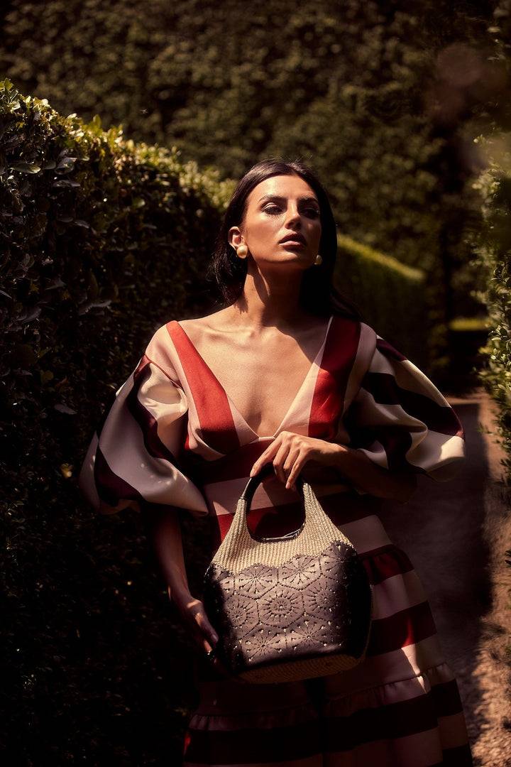 Roberta Gandolfi Giulia Handbag In Rafia E Pelle Il Pannello Tagliato Al Laser è Interamente Cucito A Mano Con Tracolla Staccabile