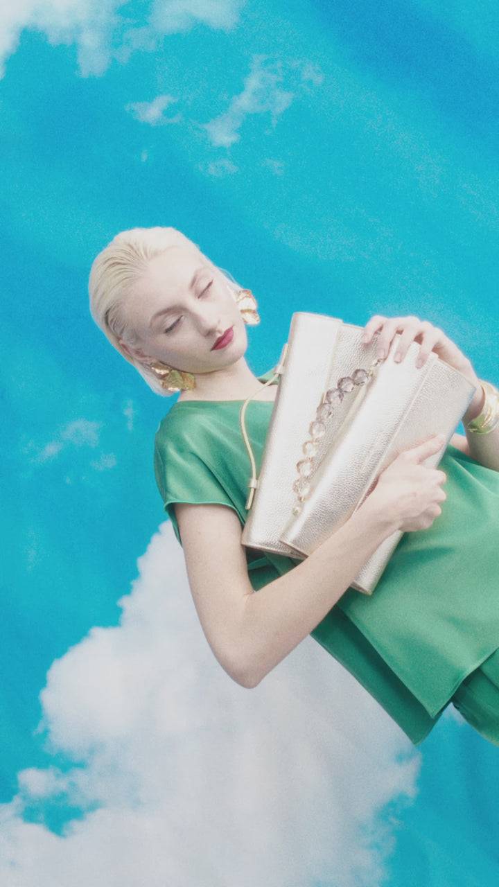 Roberta Gandolfi Julia Boule Cluch In Pelle Metalizzata E Manico Gioiello Con Tracolla Staccabile E Regolabile