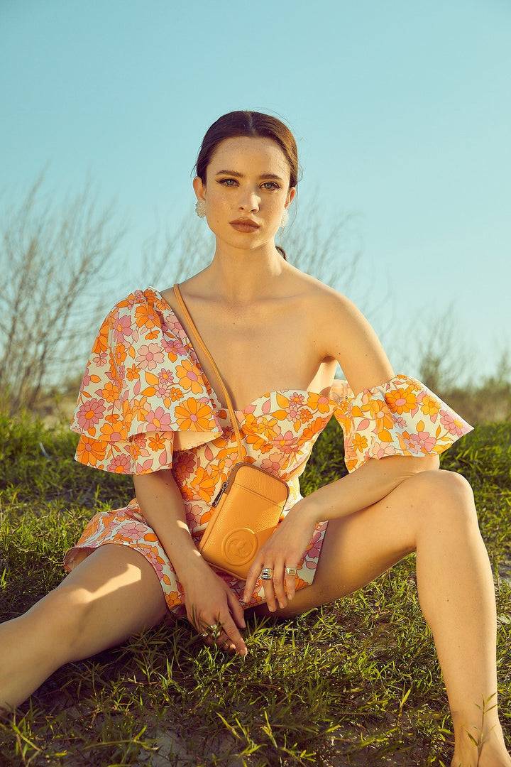 Roberta Gandolfi RG Phone Holder In Pelle Di Vitello Con Tracolla Staccabile E Regolabile