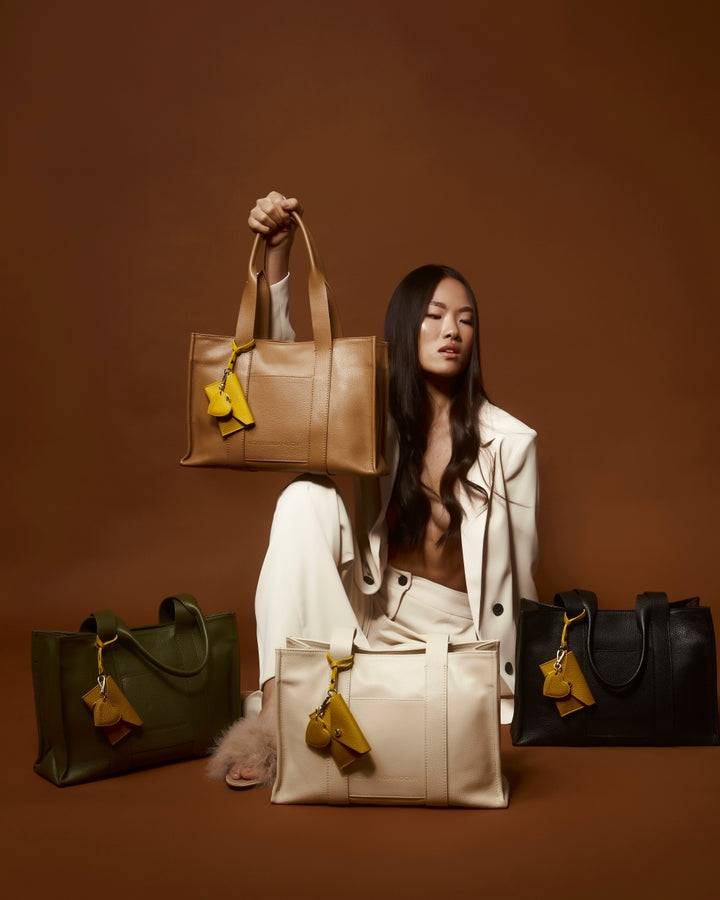 Roberta Gandolfi Tessa Shopping In Pelle Con Charms Colorato E Pratica Tasca Esterna