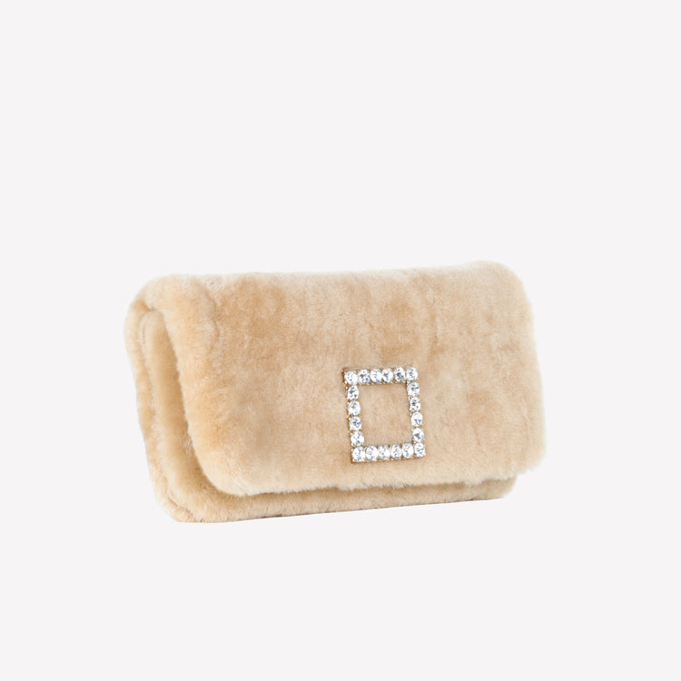 Roberto Festa BORSA CLUTCH IN MONTONE EFFETTO VISONE MIELE CON FIBBIA QUADRA COLOR GOLD CON CRISTALLI CAPRILUX