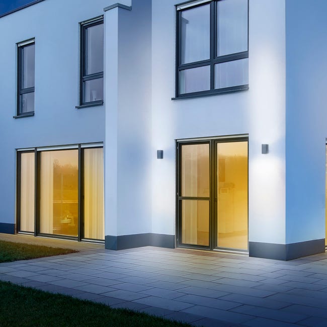 Leroymerlin Applique LED moderno da esterno L 930 M grigio con sensore crepuscolare STEINEL IP44