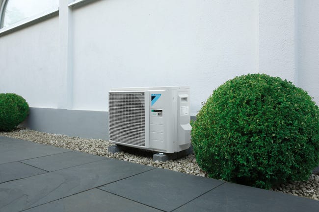 Leroymerlin Condizionatore A Muro Monosplit DAIKIN ESSENCE 9000 BTU 8530 BTU Classe A+++