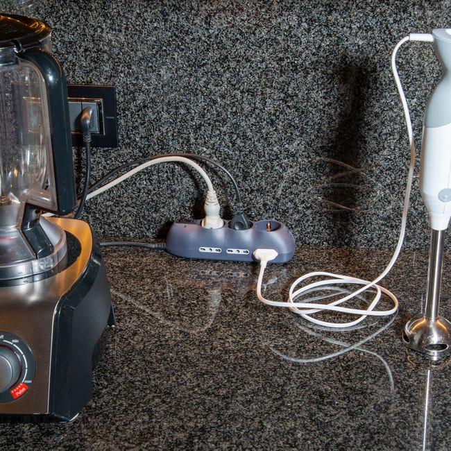 Leroymerlin Multipresa 6 Prese 10/16 Con Cavo 1.5 M Grigia BTICINO