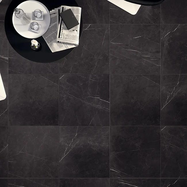 Leroymerlin Piastrella da pavimento interno rettificato Murano in gres porcellanato opaco nero 60 x 60cm Sp. 9 mm traffico intenso (pei 4/5) R9