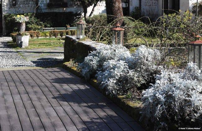 Leroymerlin Piastrelle Ad Incastro ONEK SNAPWOOD In Polietilene Senza Legno 38 X 38 Cm Sp 25 Mm Marrone