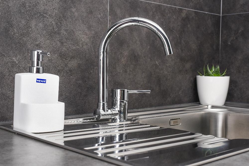 Leroymerlin Rubinetto Da Cucina Pieghevole A Collo Di Cigno Janine Argento Cromato Lucido DELINIA