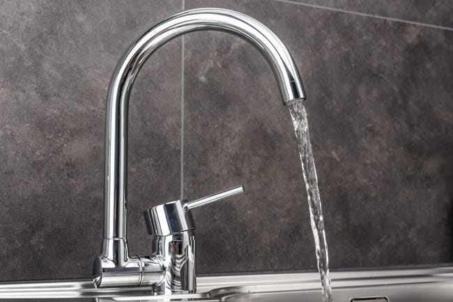 Leroymerlin Rubinetto Da Cucina Pieghevole A Collo Di Cigno Janine Argento Cromato Lucido DELINIA