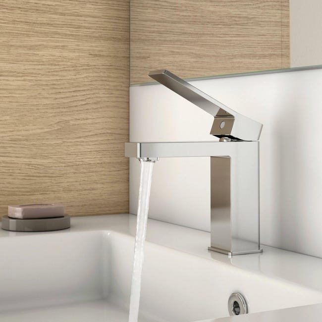 Leroymerlin Rubinetto per lavabo a canna media Studio cromato lucido SENSEA H 16 cm