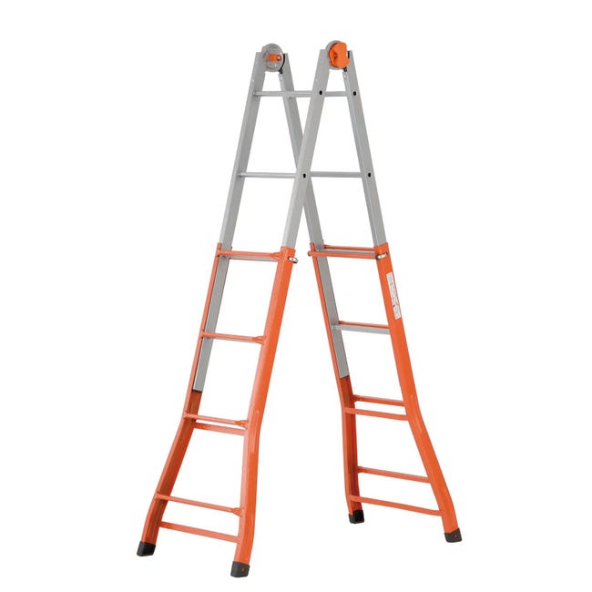 Leroymerlin Scala telescopica GIERRE Peppina in acciaio 4 + 4 gradini portata massima 100 kg D.lgs 81/08 per lavori fino a 4.7 m