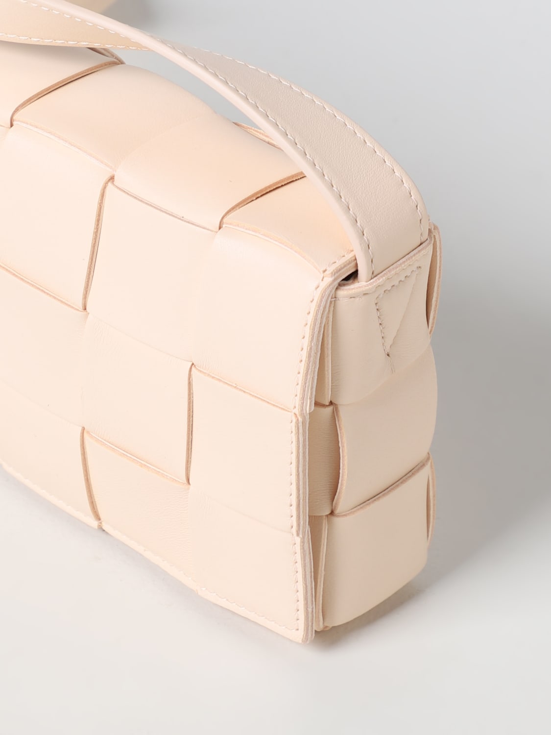 Giglio Borsa Cassette Bottega Veneta In Nappa Intrecciata