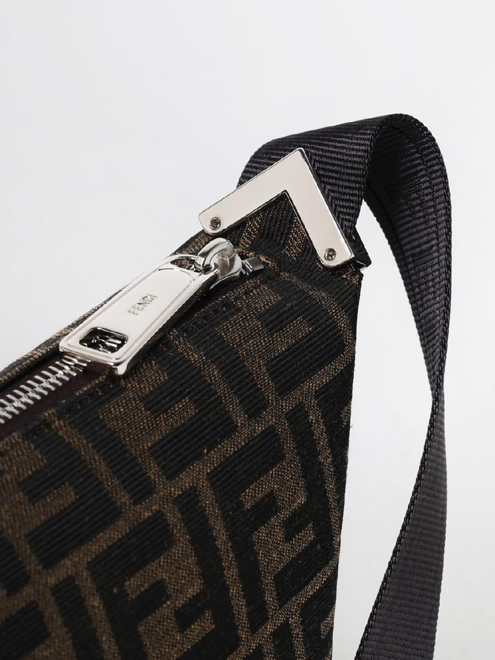 Giglio Borsa Fendi In Tessuto E Pelle A Grana Con Monogram FF Jacquard