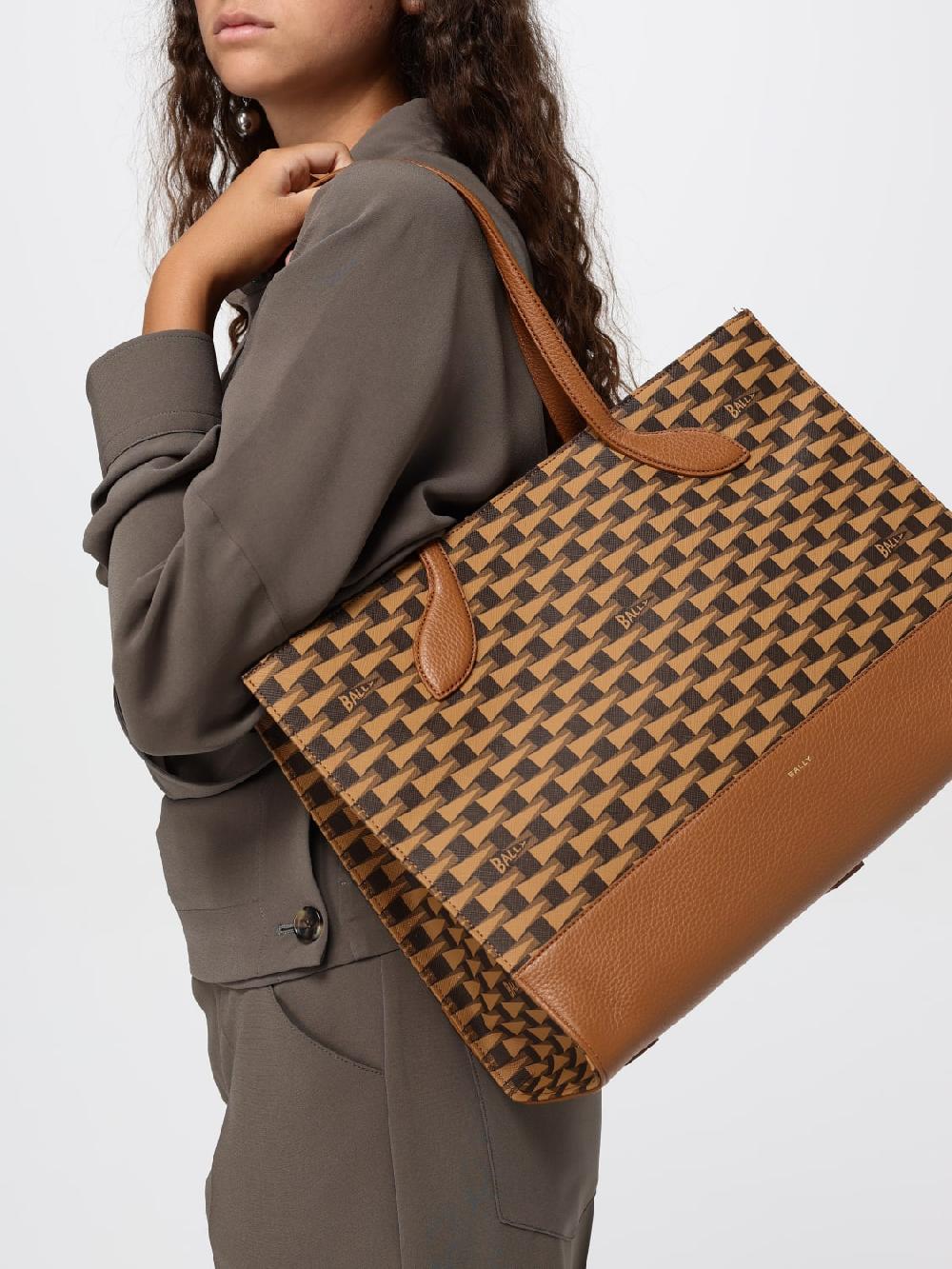 Giglio Borsa Keep On Bally In Cootne Spalmato Saffiano Con Logo All Over