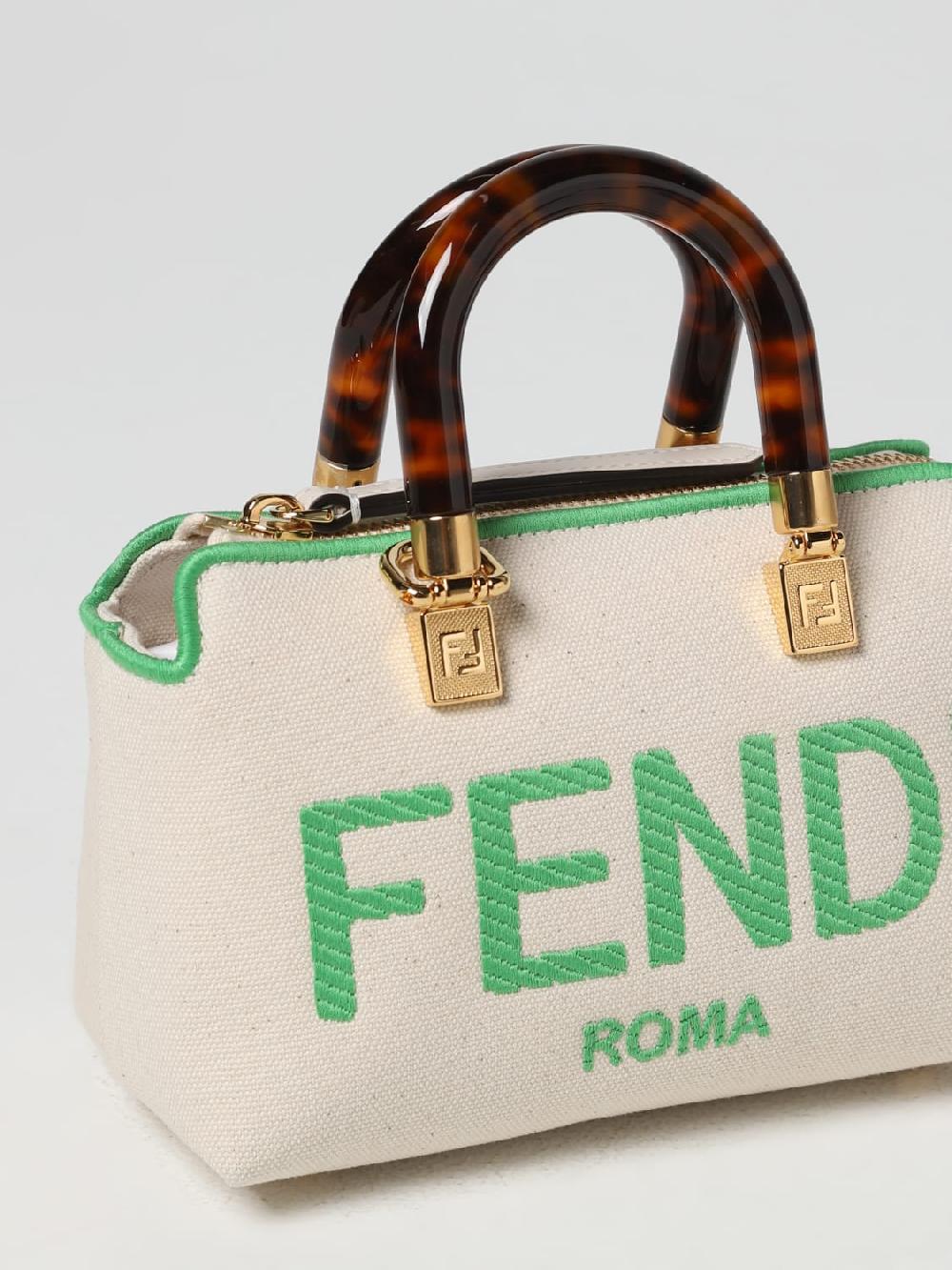 Giglio Borsa Mini By The Way Fendi In Canvas Con Logo Ricamato