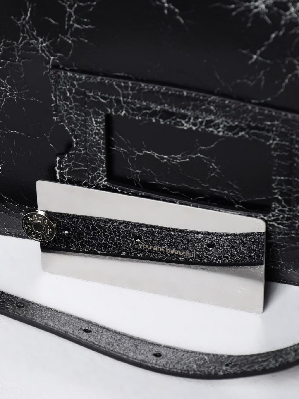 Giglio Borsa Platt Acne Studios In Pelle Cracklè Invecchiata