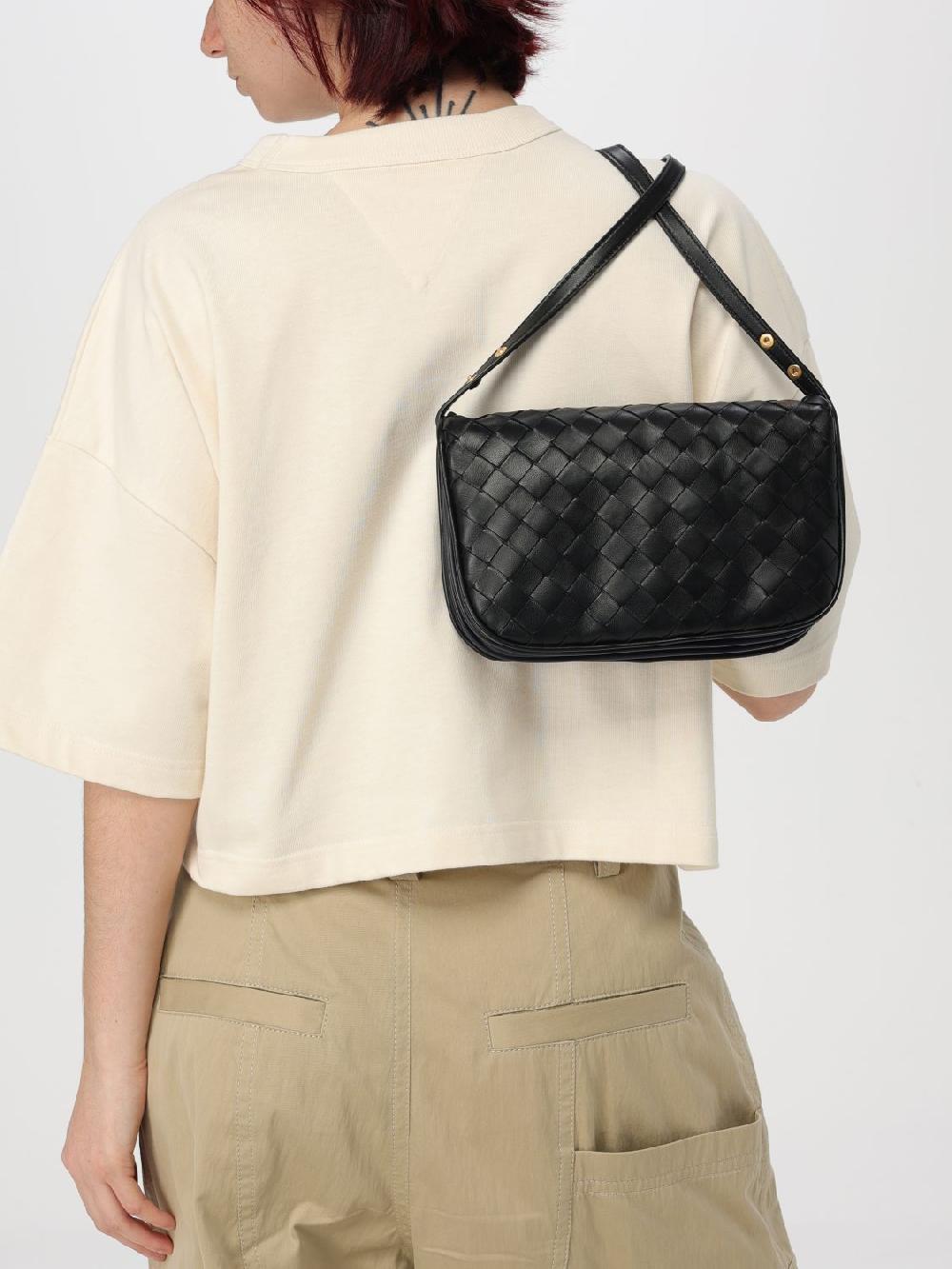 Giglio Borsa Puff Bottega Veneta In Nappa Intrecciata