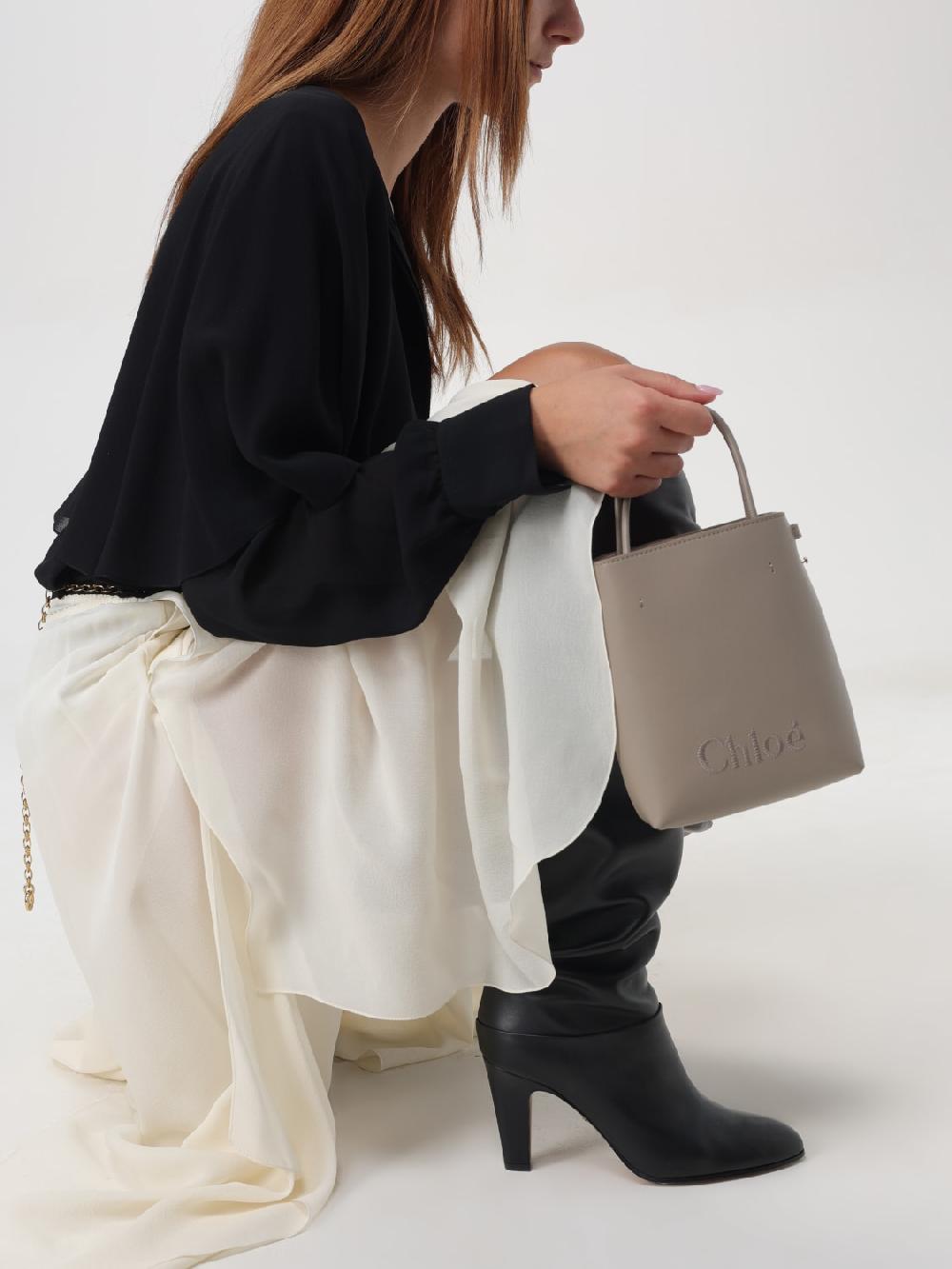 Giglio Borsa Sense Chloè In Pelle Con Logo Ricamato