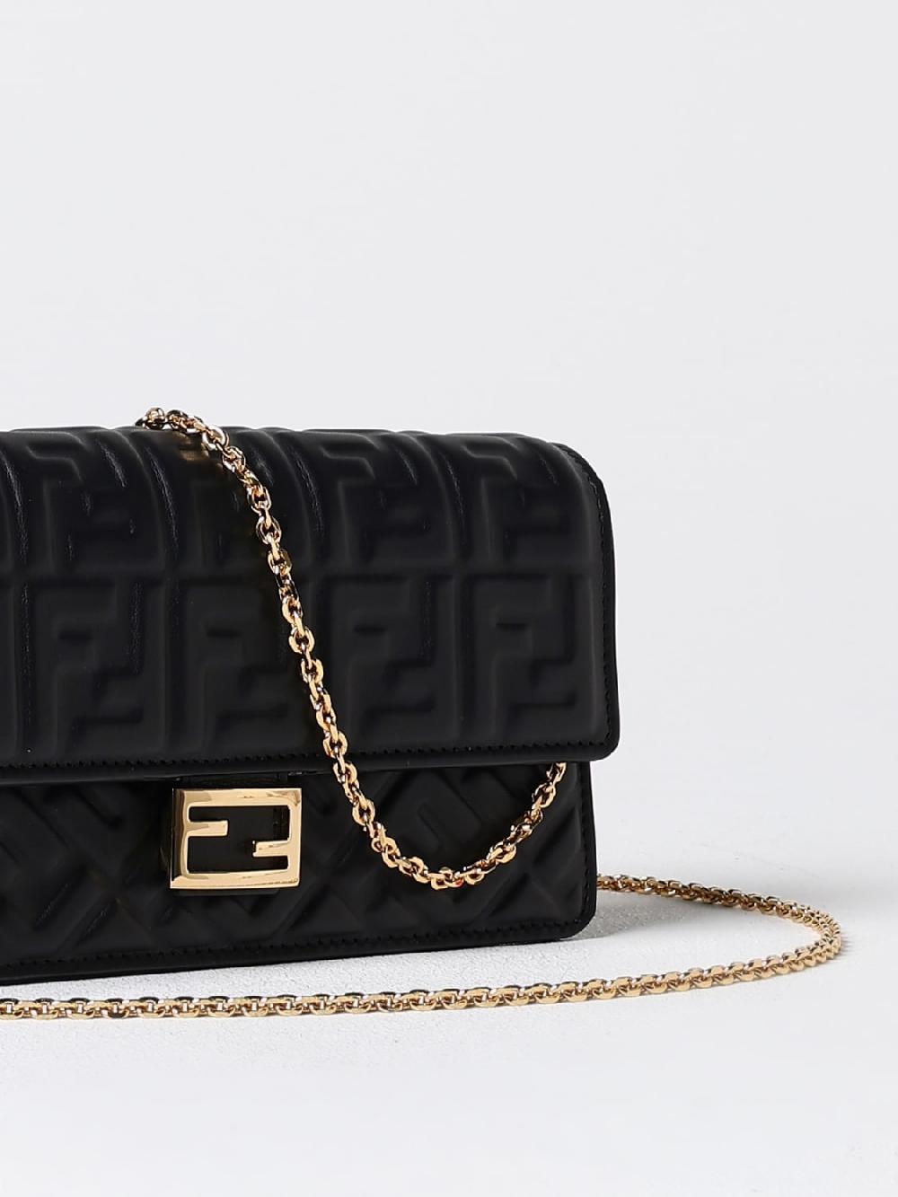 Giglio Borsa Wallet Fendi In Nappa Con Monogram FF All Over