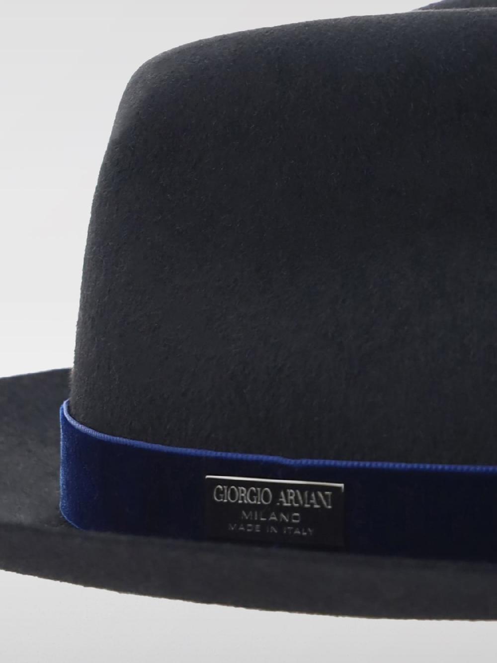 Giglio Cappello Giorgio Armani In Feltro Di Lana Con Fettuccia Di Velluto
