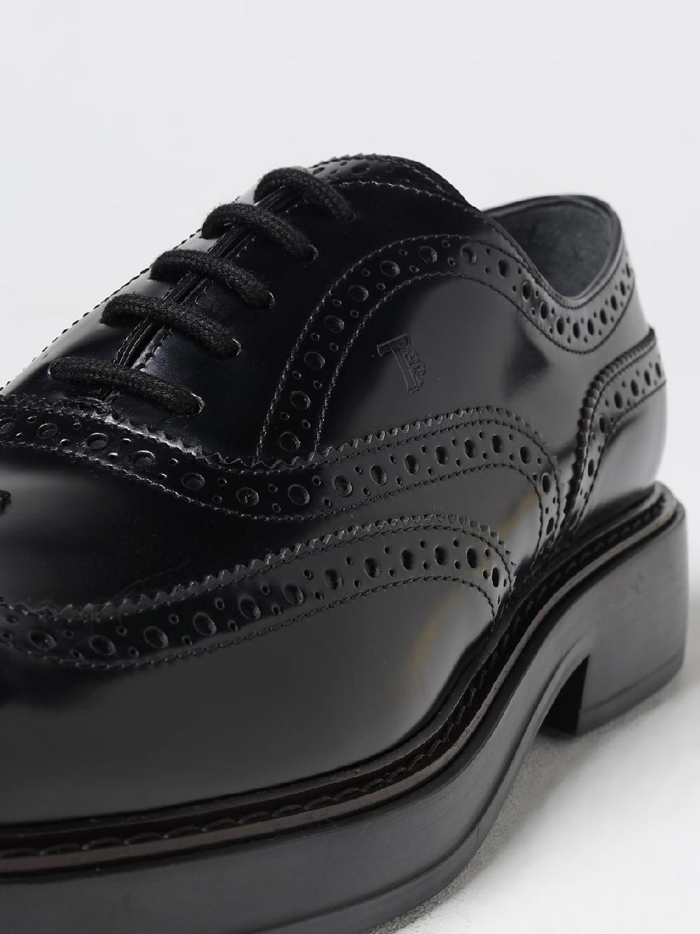 Giglio Derby Tod's In Pelle Spazzolata Con Motivo Brogue