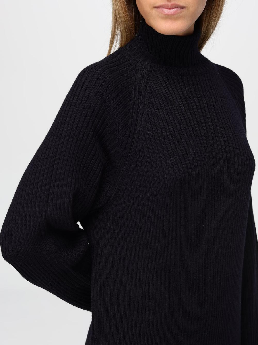 Giglio Abito A.P.C. In Lana Merino