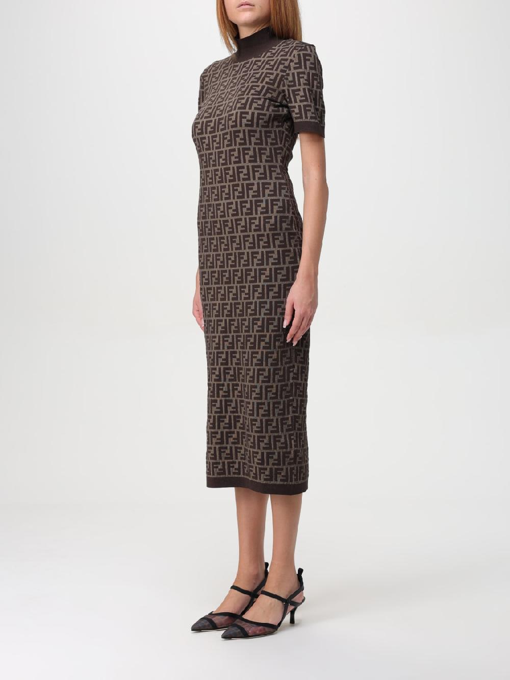 Giglio Abito FF Fendi