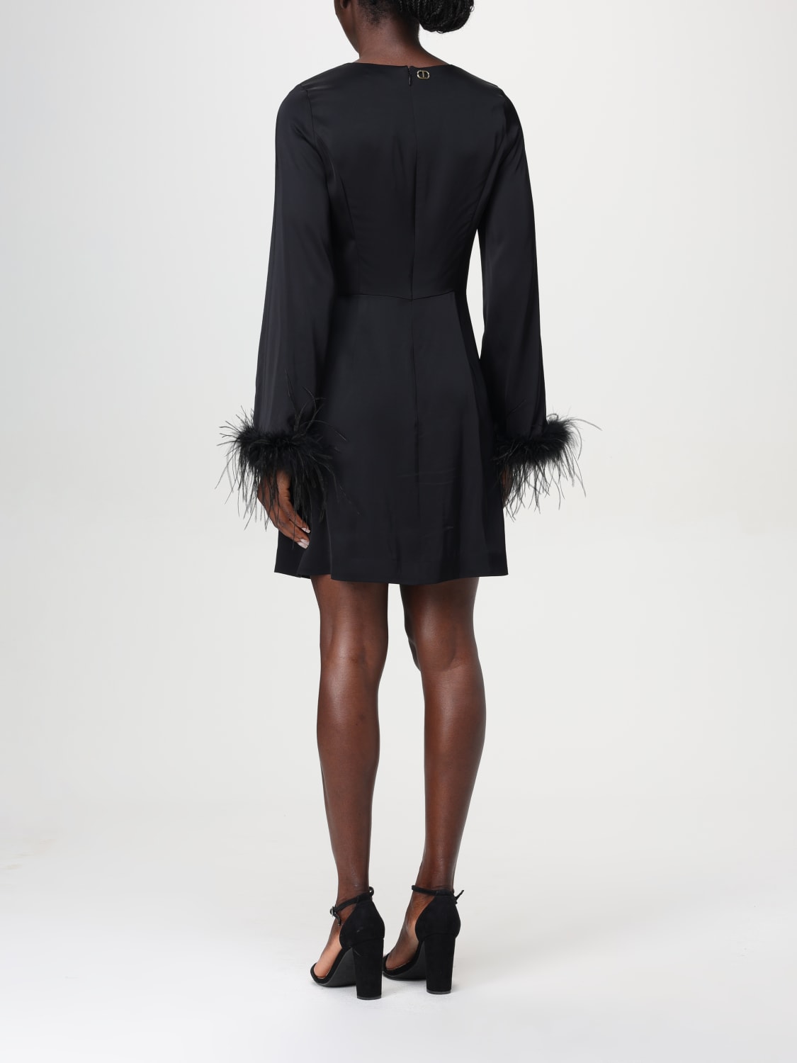 Giglio Abito Mini Twinset In Raso Con Piume