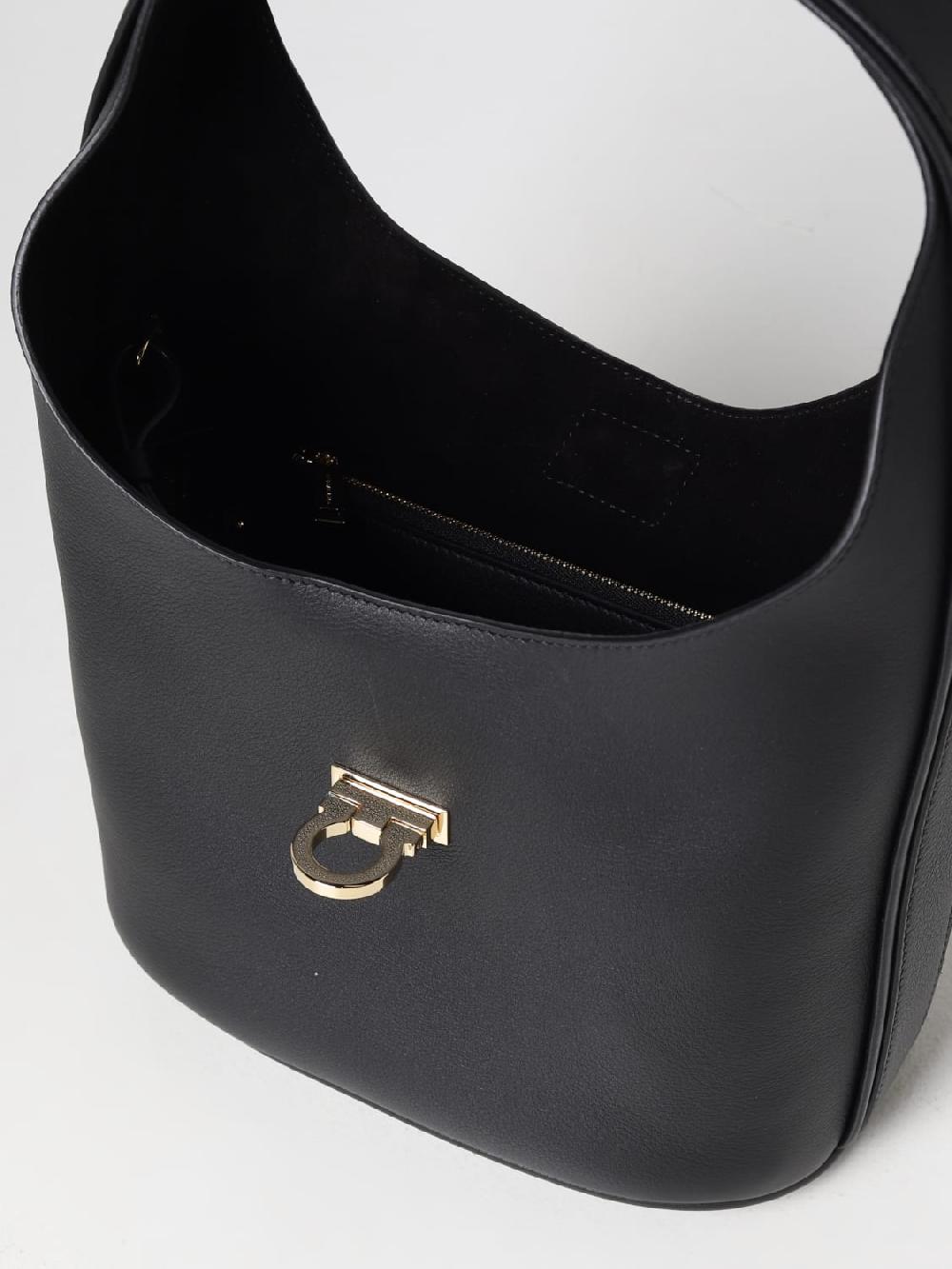 Giglio Borsa Ferragamo In Pelle A Micro Grana