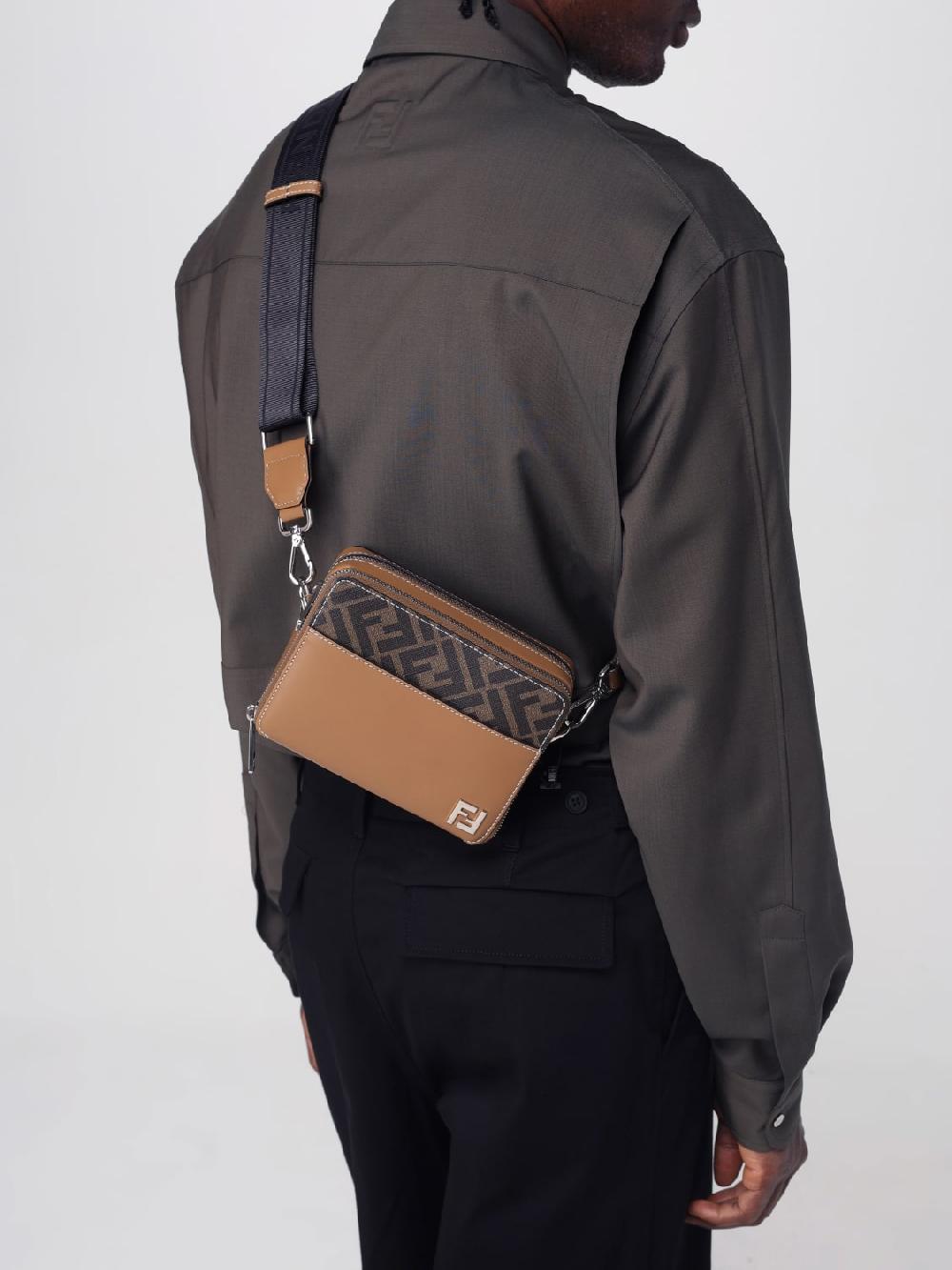 Giglio Borsa Squared FF Fendi In Pelle E Tela FF