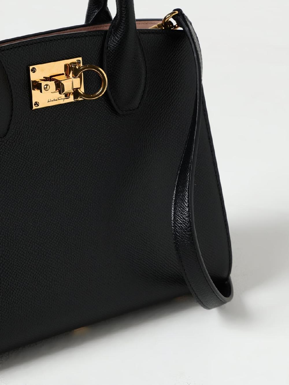 Giglio Borsa Studio Box Ferragamo In Pelle A Grana