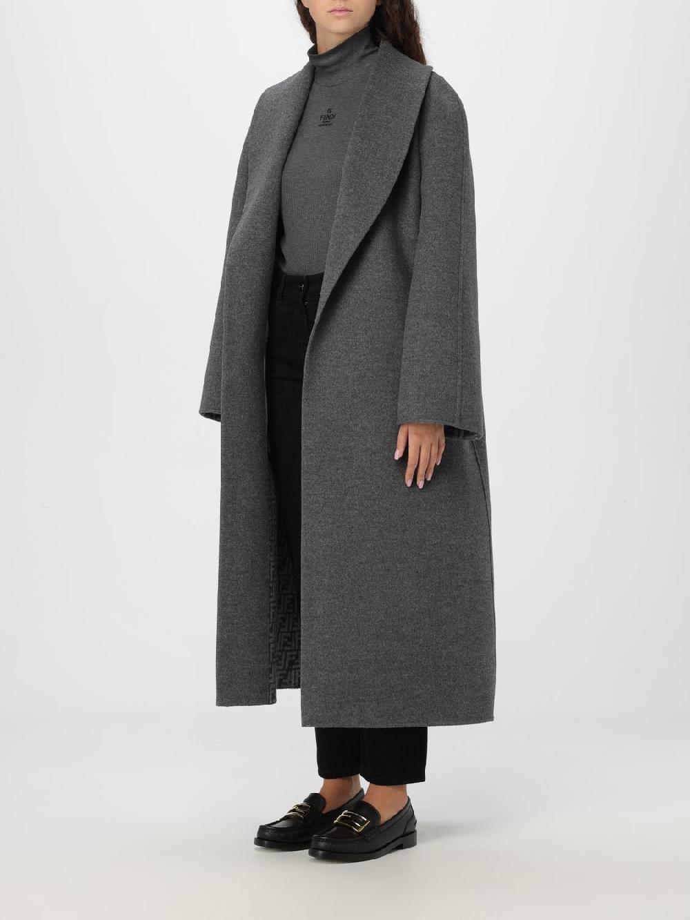 Giglio Cappotto Fendi In Lana Vergine