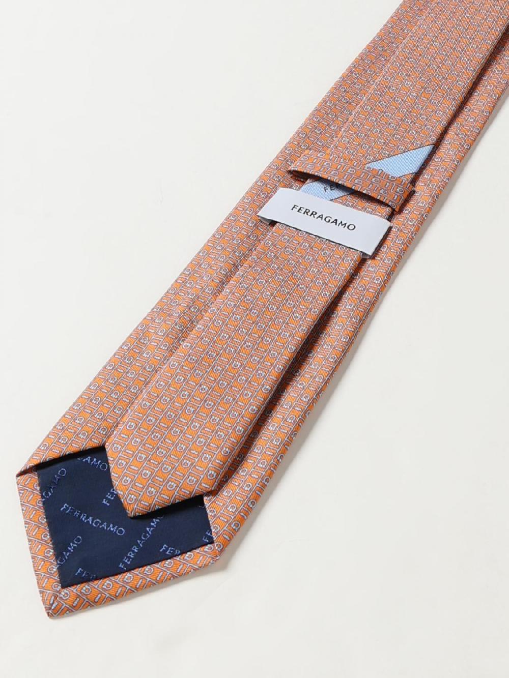 Giglio Cravatta Gancini Ferragamo In Seta Jacquard