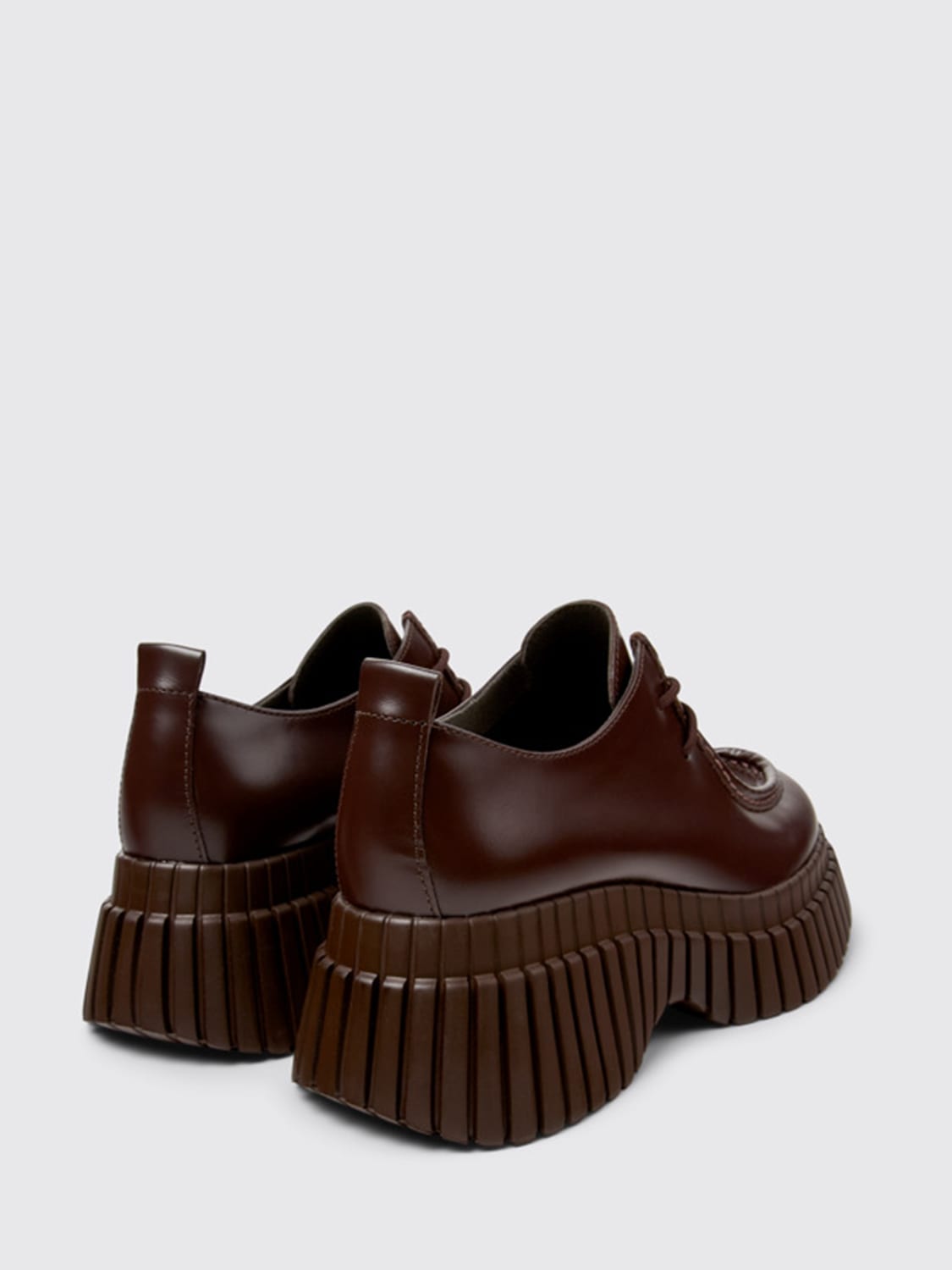 Giglio Derby BCN Camper In Pelle