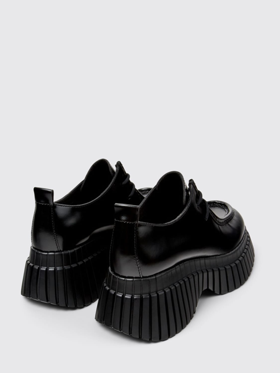 Giglio Derby BCN Camper In Pelle Spazzolata