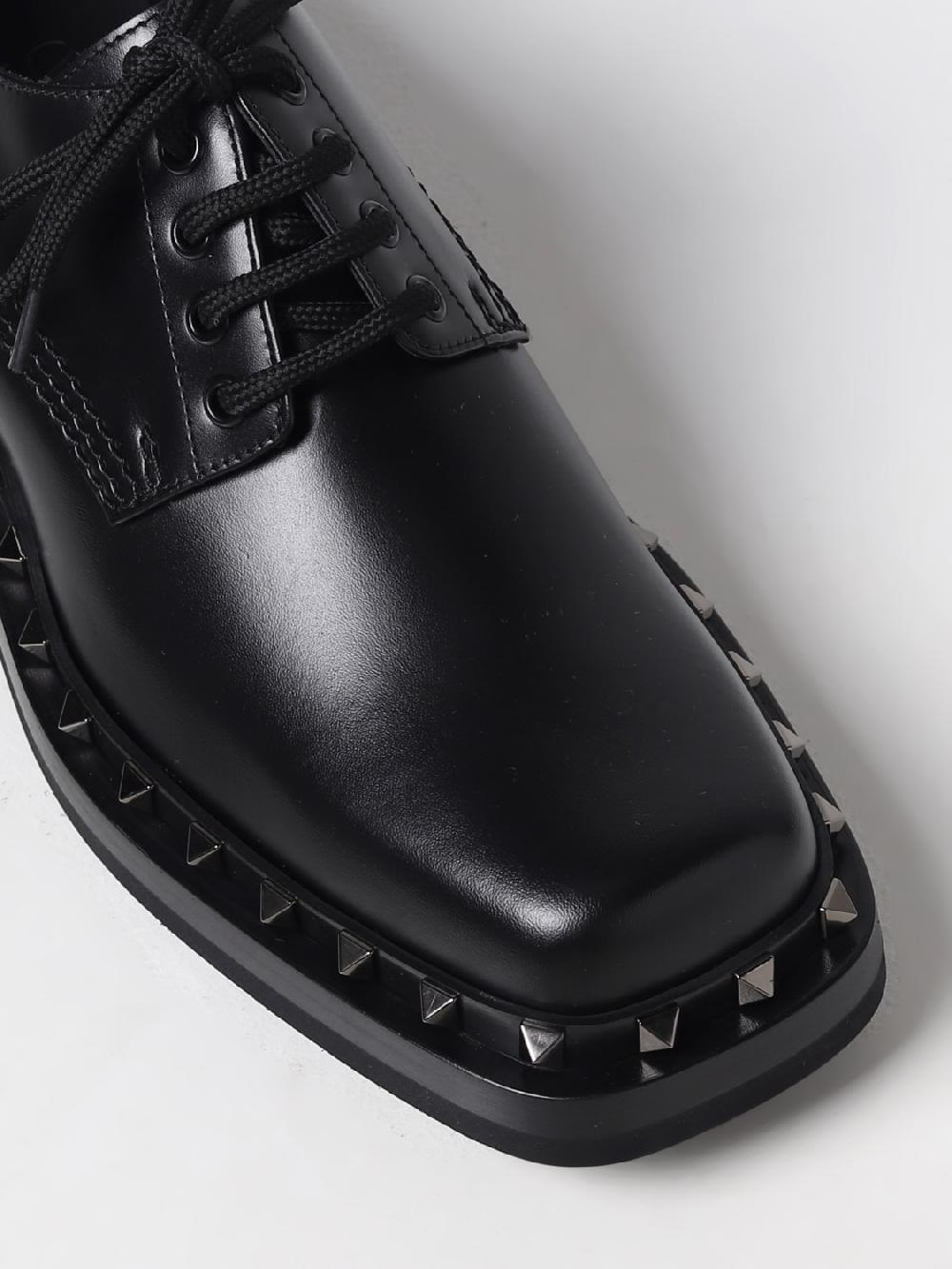 Giglio Derby Rockstud Valentino Garavani In Pelle