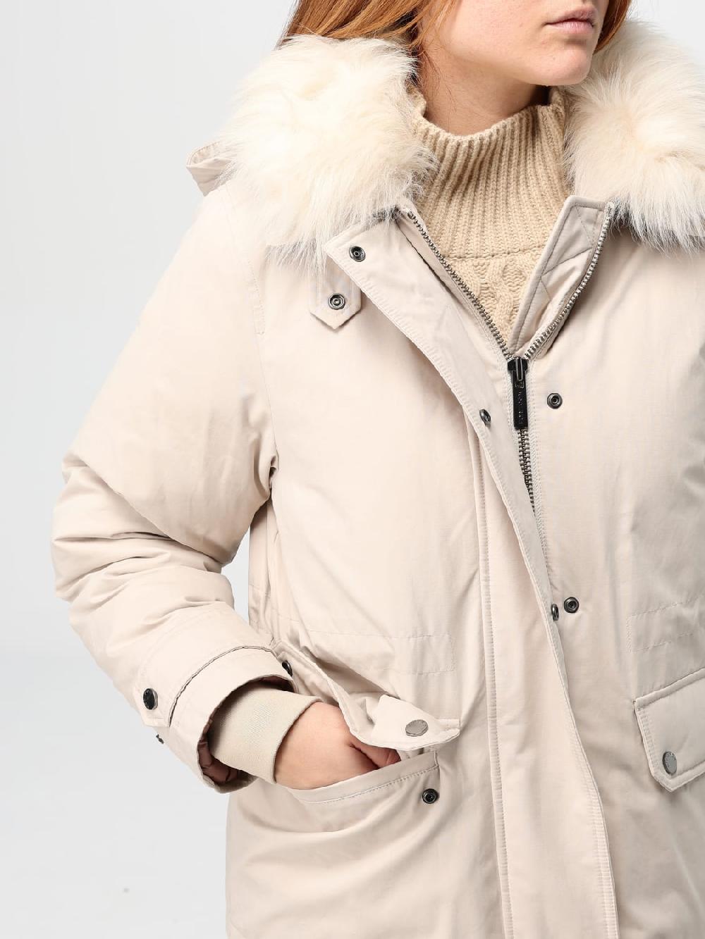 Giglio Giubbotto Woolrich In Nylon